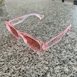 Pink clear square rounded sunglasses